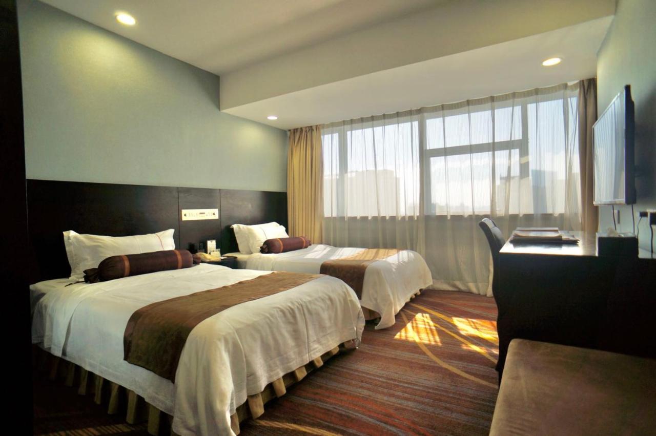 Skyline Plaza Hotel Guangzhou Bagian luar foto