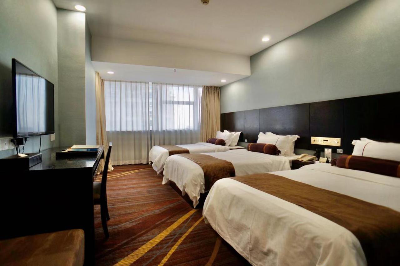 Skyline Plaza Hotel Guangzhou Bagian luar foto