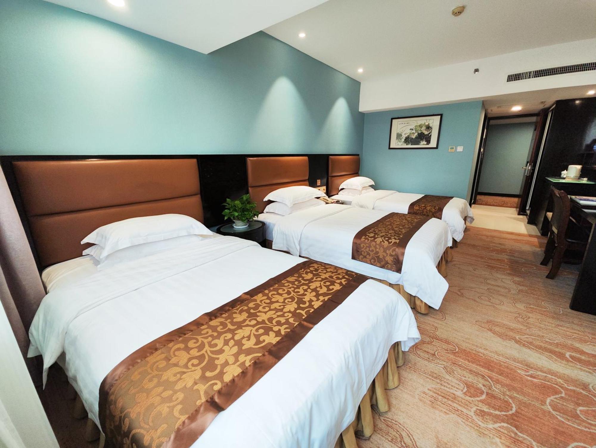Skyline Plaza Hotel Guangzhou Bagian luar foto