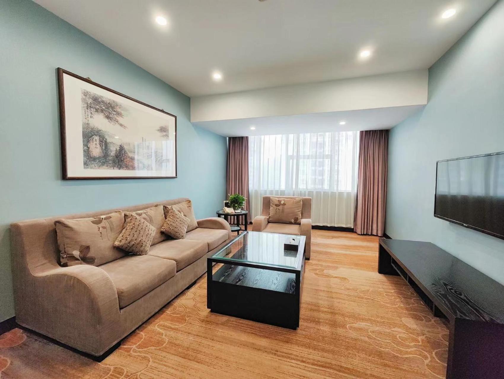 Skyline Plaza Hotel Guangzhou Bagian luar foto