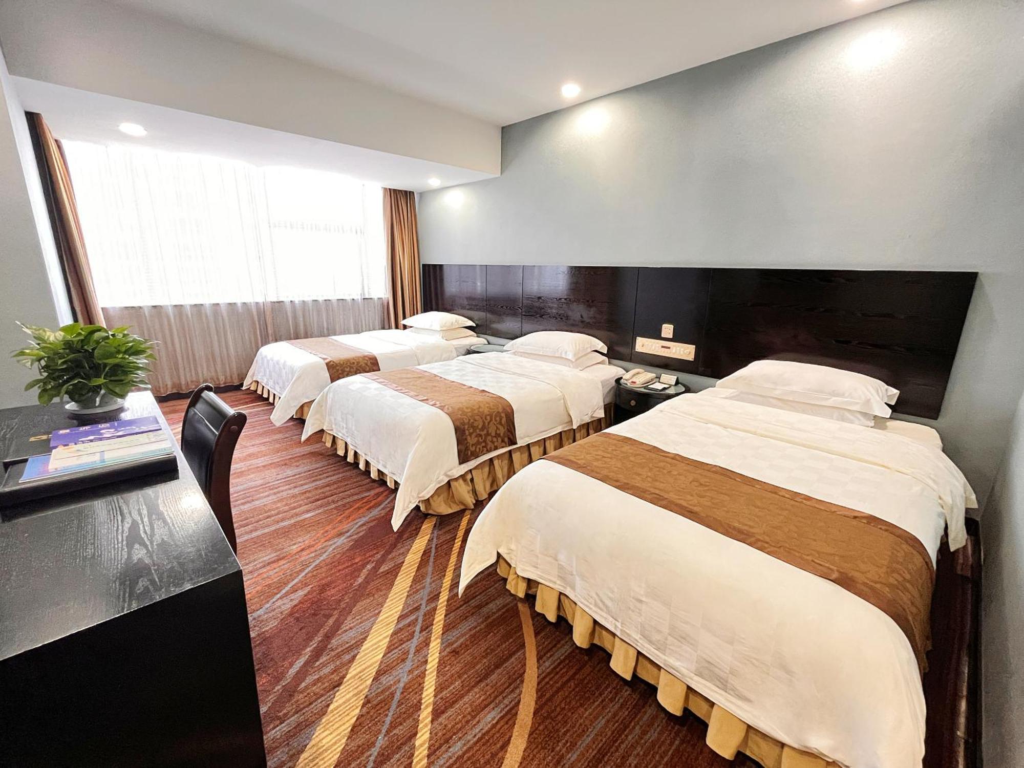 Skyline Plaza Hotel Guangzhou Bagian luar foto